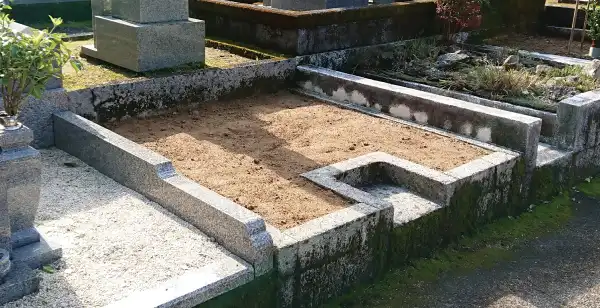墓石整理後が土身仕上げ